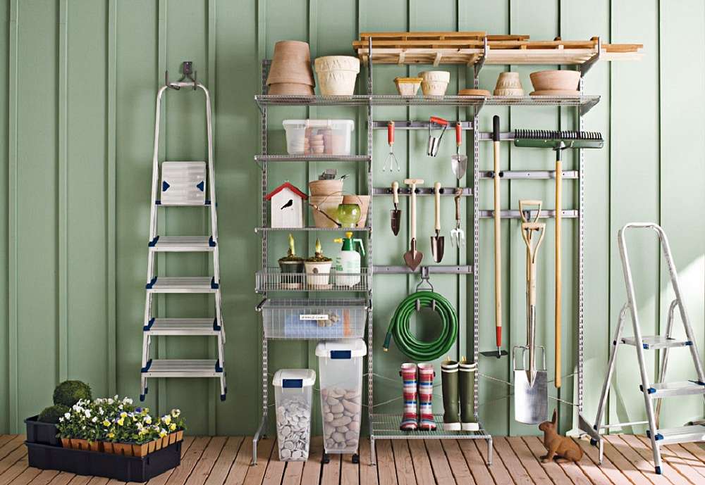 Подсобка для инвентаря на даче: организация пространства и защита инструментов